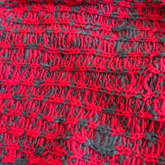American Eagle Infinity Scarf - Picture 4 of 5